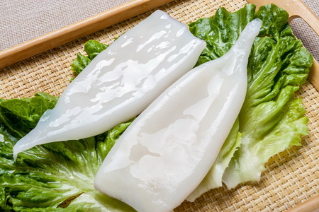 去皮鱿鱼筒